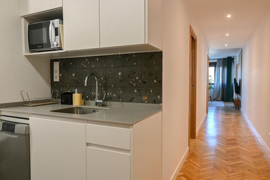 For You Rentals Apartamento Temporal Centrico De Dos Dormitorios Sil2 Madrid Luaran gambar