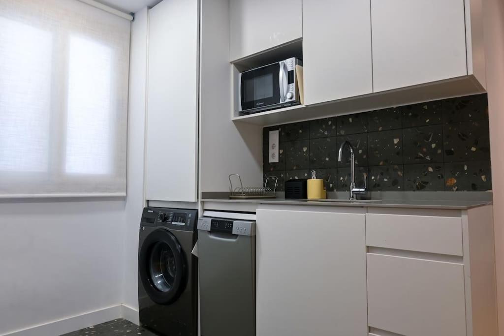 For You Rentals Apartamento Temporal Centrico De Dos Dormitorios Sil2 Madrid Luaran gambar